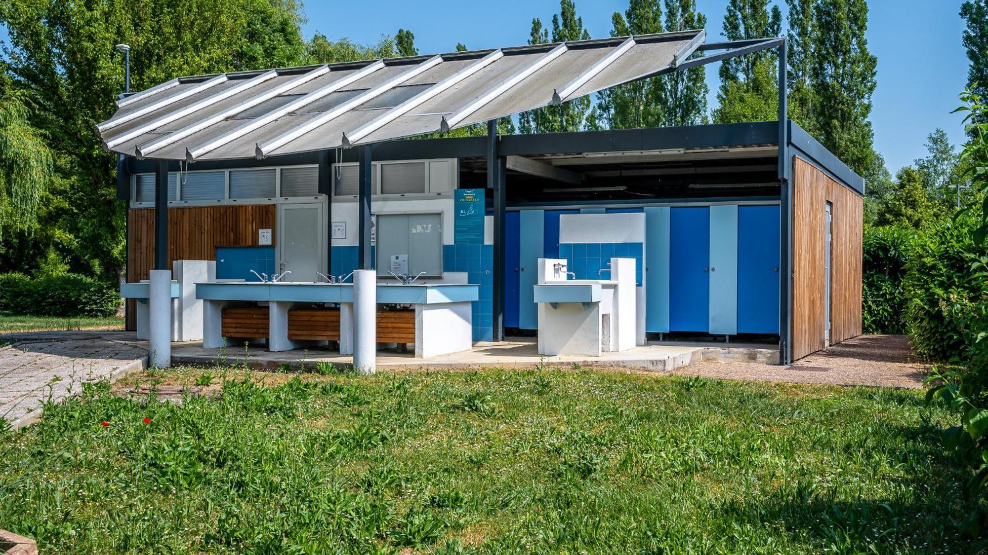 Camping Vesoul Vaivre-et-Montoille Phòng bức ảnh